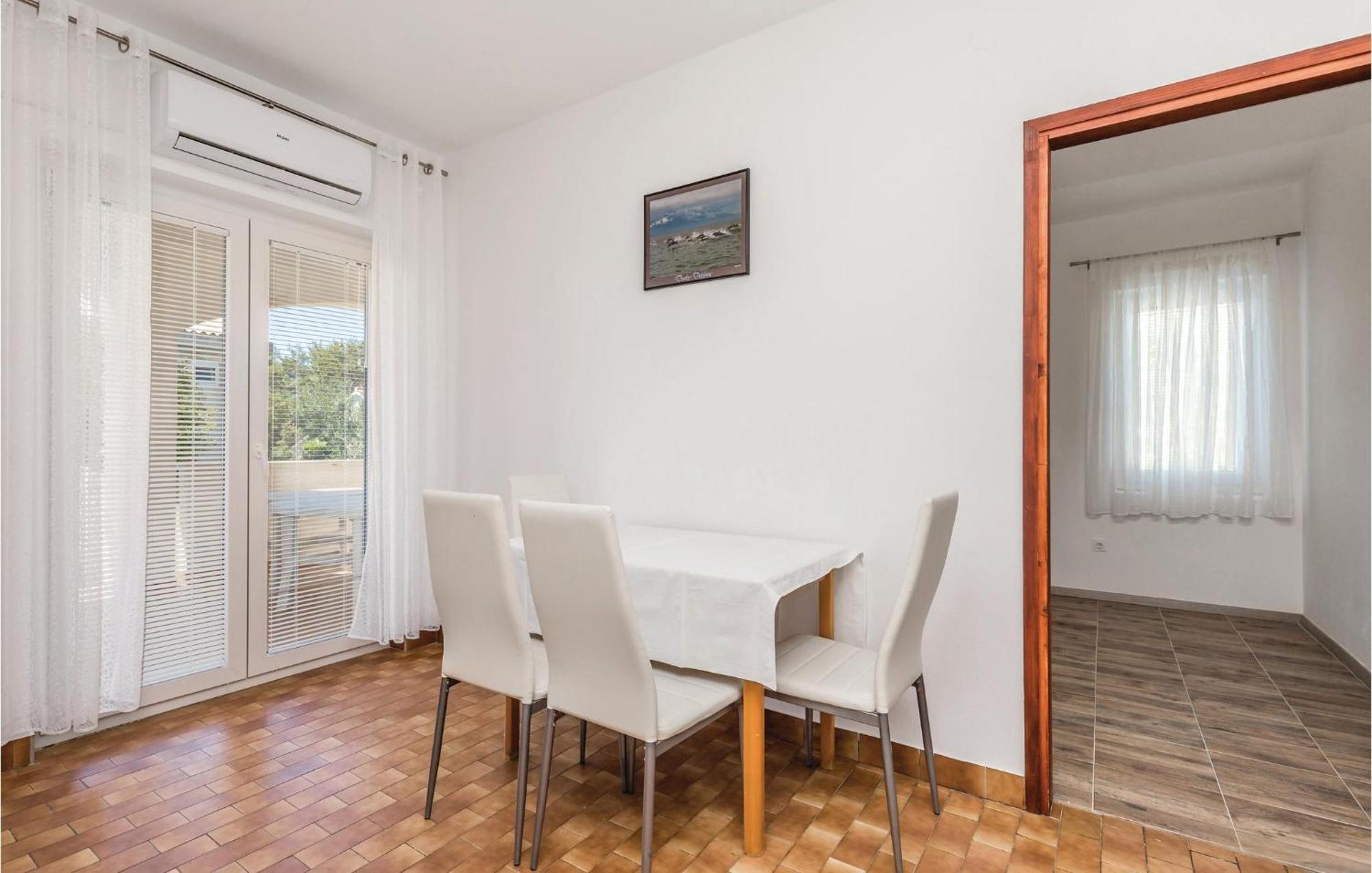 Lovely Apartment In Mandre With Wifi Εξωτερικό φωτογραφία
