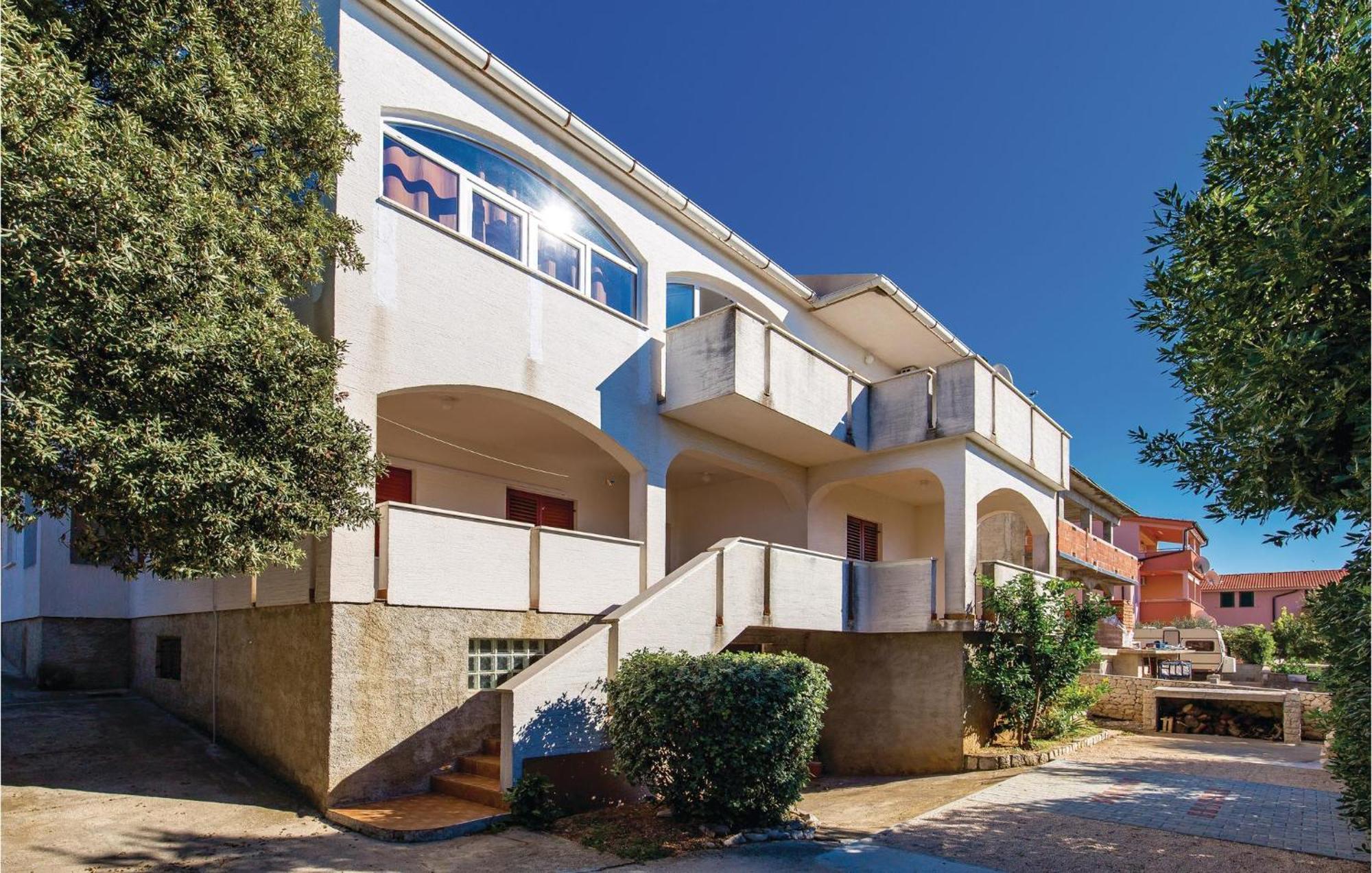 Lovely Apartment In Mandre With Wifi Εξωτερικό φωτογραφία