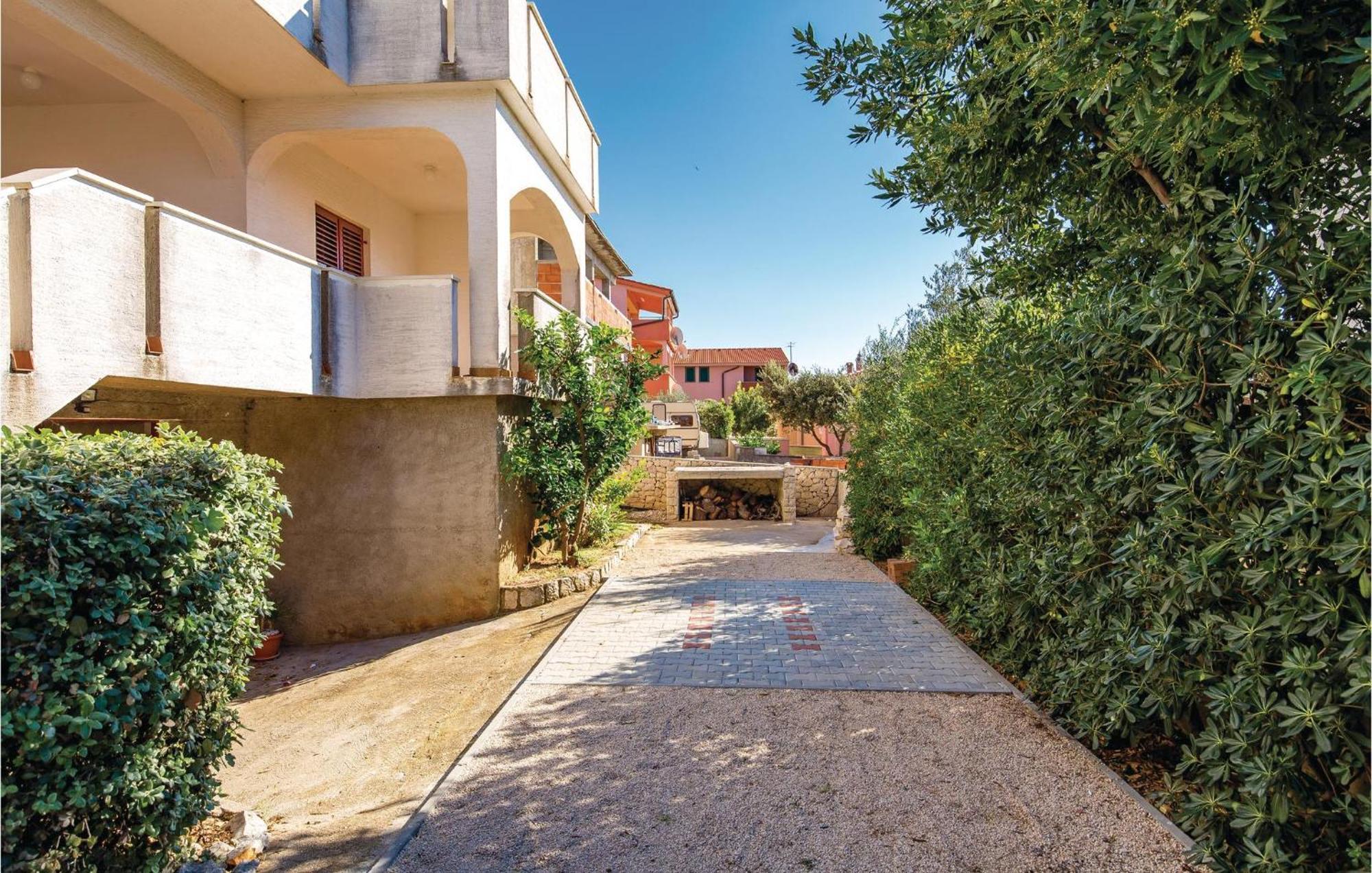 Lovely Apartment In Mandre With Wifi Εξωτερικό φωτογραφία